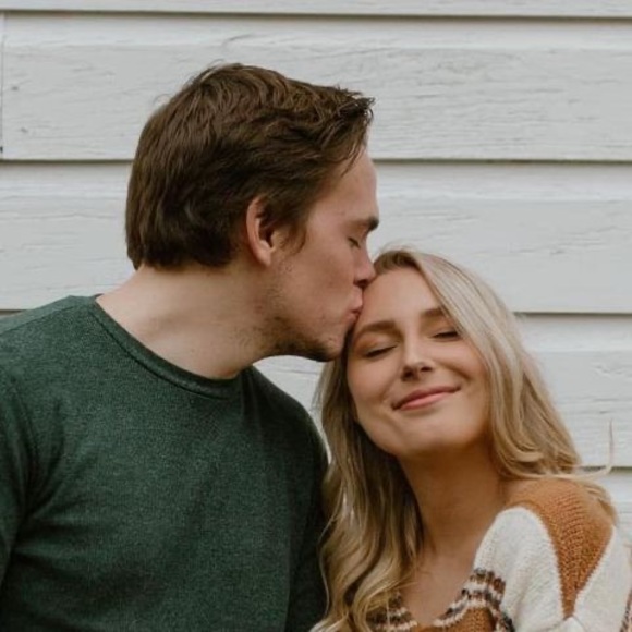 Meet your Posher, Bella - Picture 1 of 1